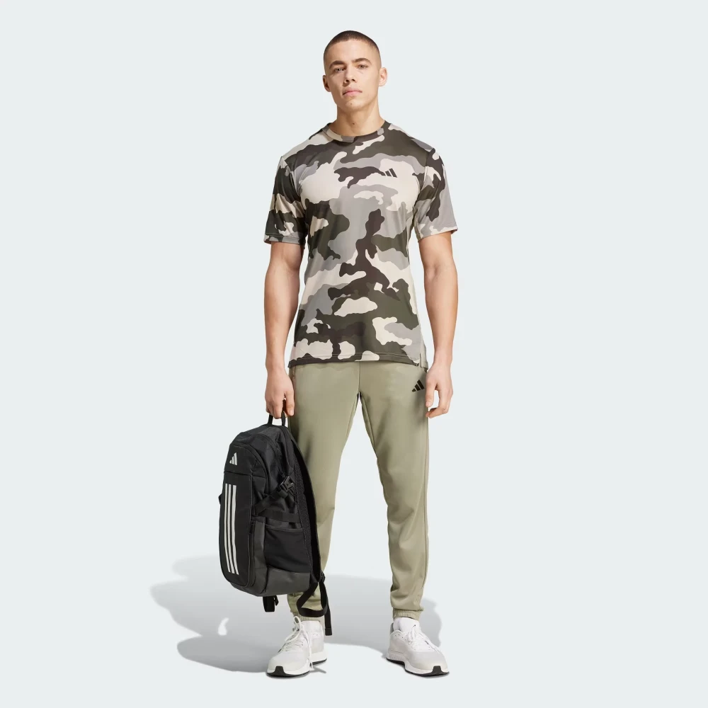 Train Essentials Camo Allover Imprimé T-shirt