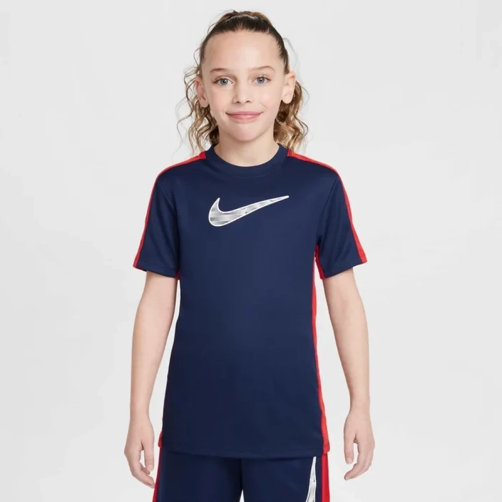 Nike Trophy23