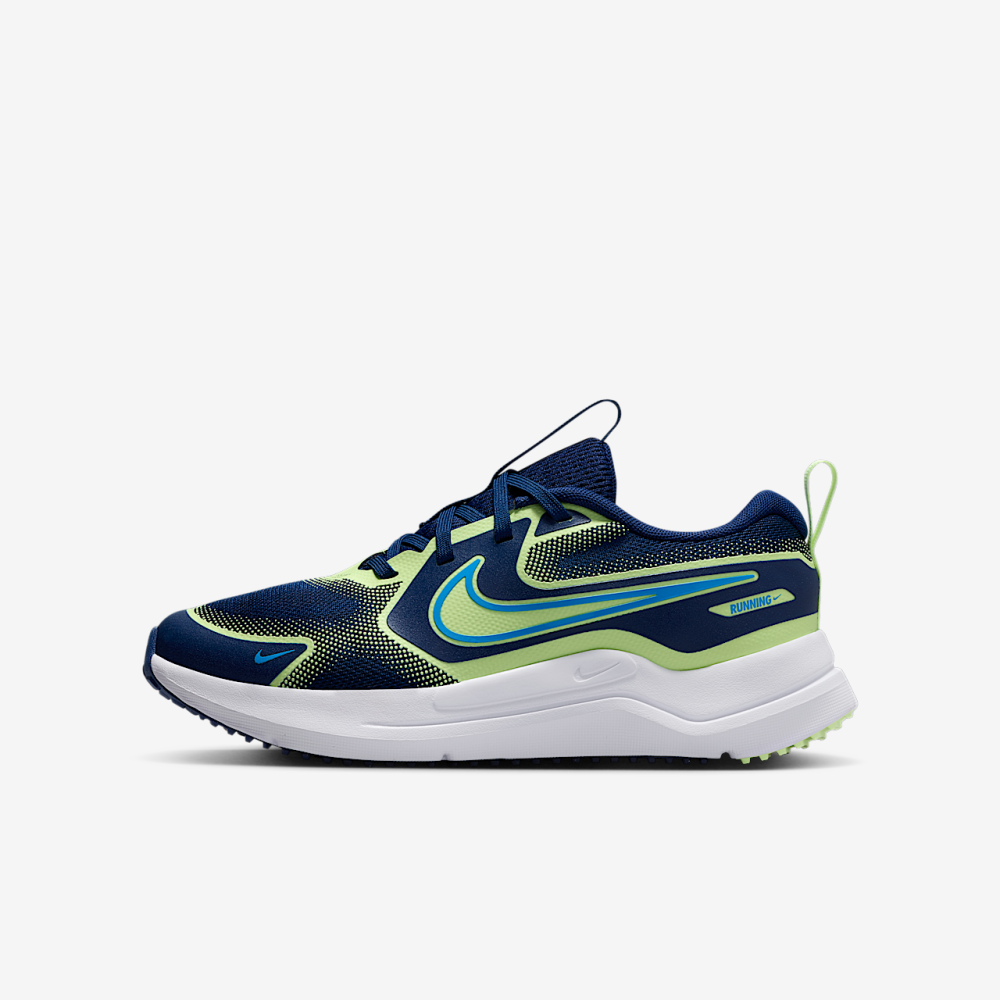 Nike Cosmic Runner